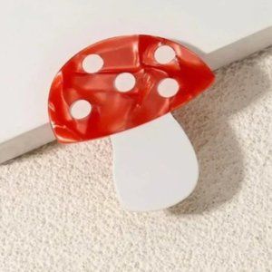 ⭐❤️ FREE Mushroom Chic Glam Hipster Hippie Art Artsy Pop Hip Hair Clip Accessory